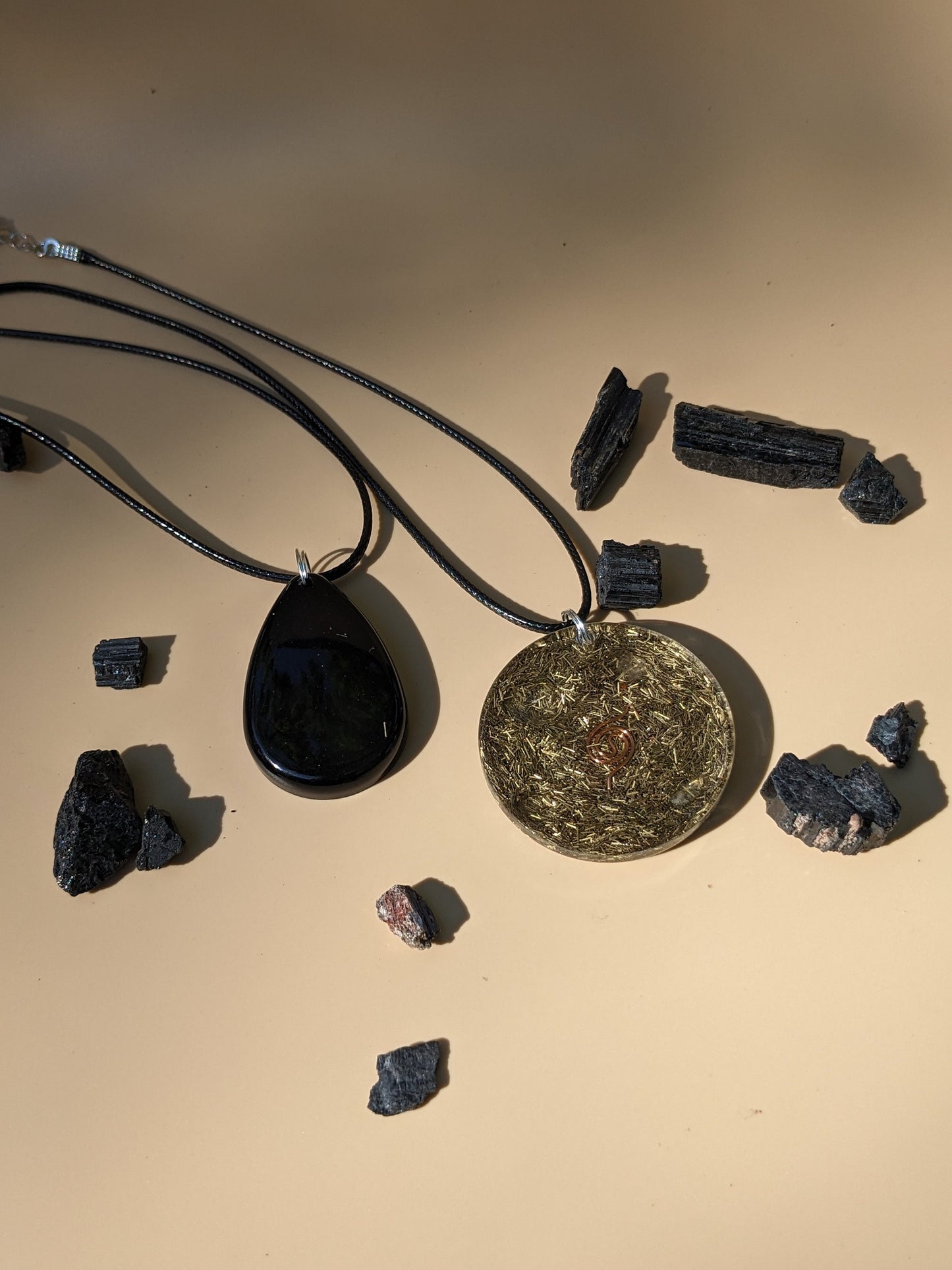 Shungite Pendant Necklace For EMF Protector Shungite Necklace Gift Shungite Stone Pendant EMF Protector Necklace Healing Protection Necklace