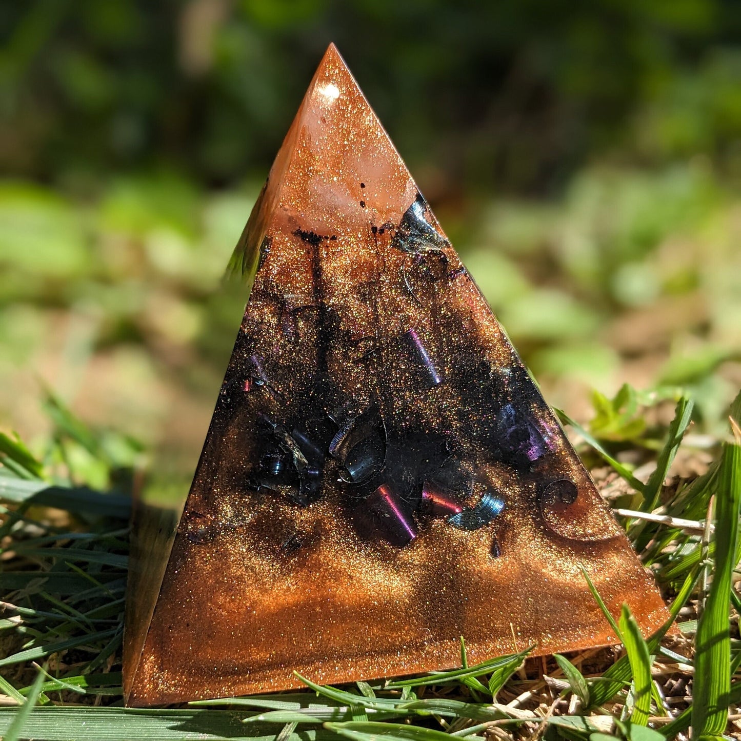 Shungite Pyramid EMF Protection - Handmade Orgone Energy Pyramid For Grounding - Crystal Meditation Pyramid - Orgonite Gift For New Home