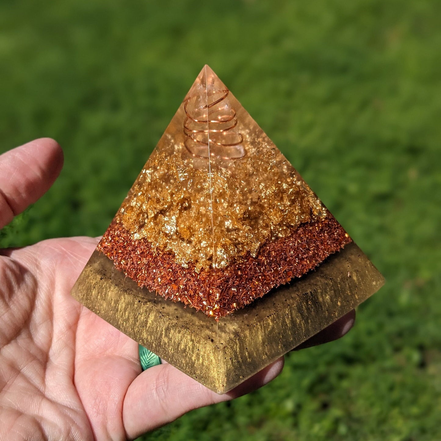 Small Gold Pyramid - Powerful Orgonite For EMF Protection - Elegant Home Decor Gift - Black Shungite Orgone - Ritual And Spiritual Practice