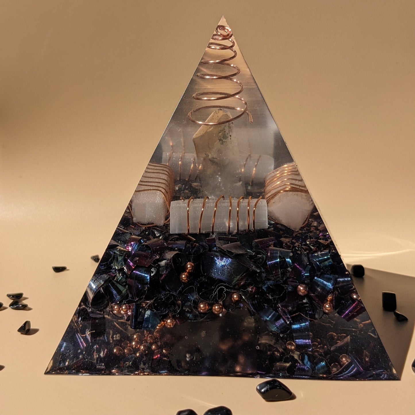 Handmade Orgonite Pyramid Energy Generator Orgonite EMF Protection Cleansing Energy Selenite Pyramid For Healing Crystal Pyramid Orgone EMF