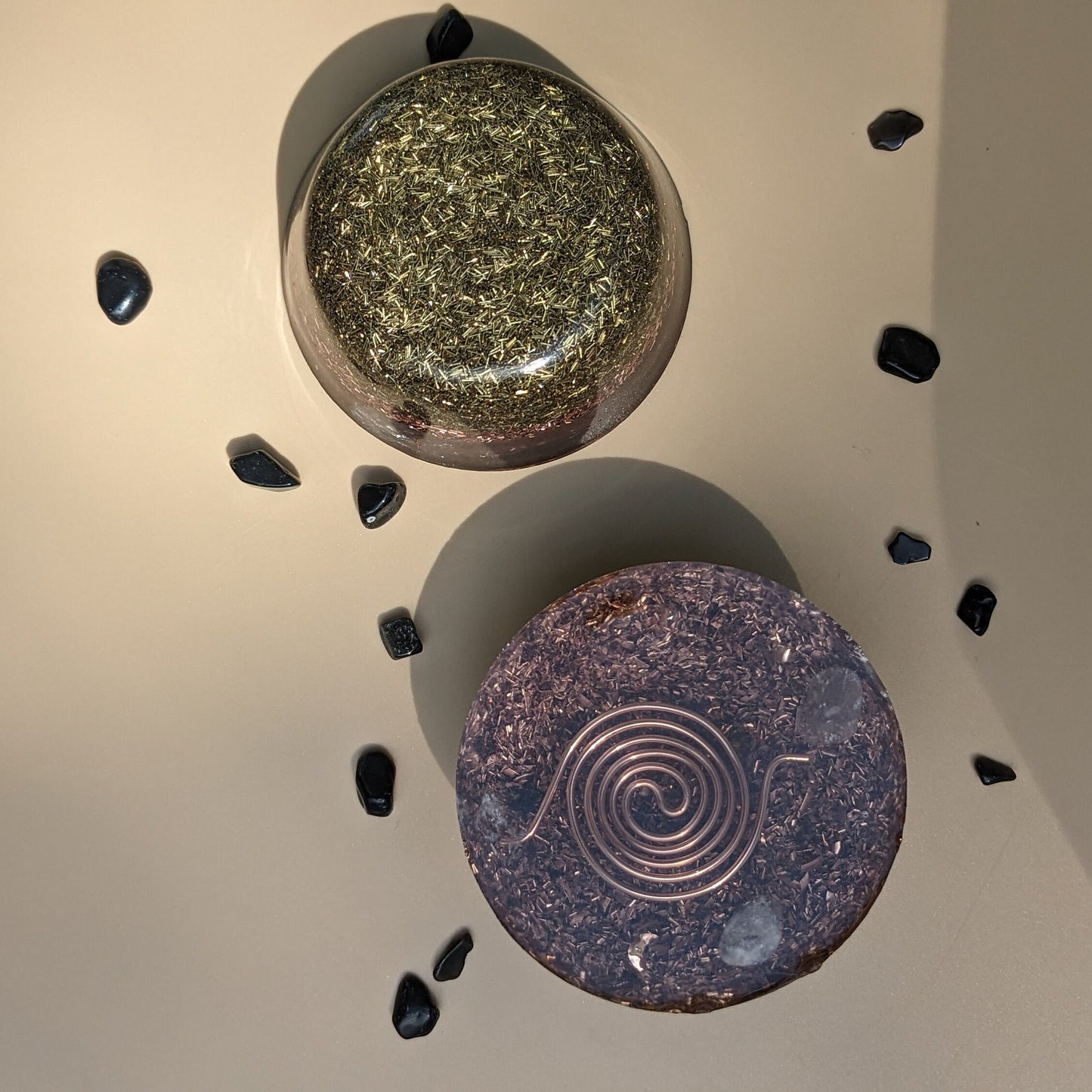 Orgonite EMF Protector Tower Buster For 5g Blocking Orgonite Puck Orgone Energy Generator Orgone Amplifier Natural Crystal Orgonite Handmade