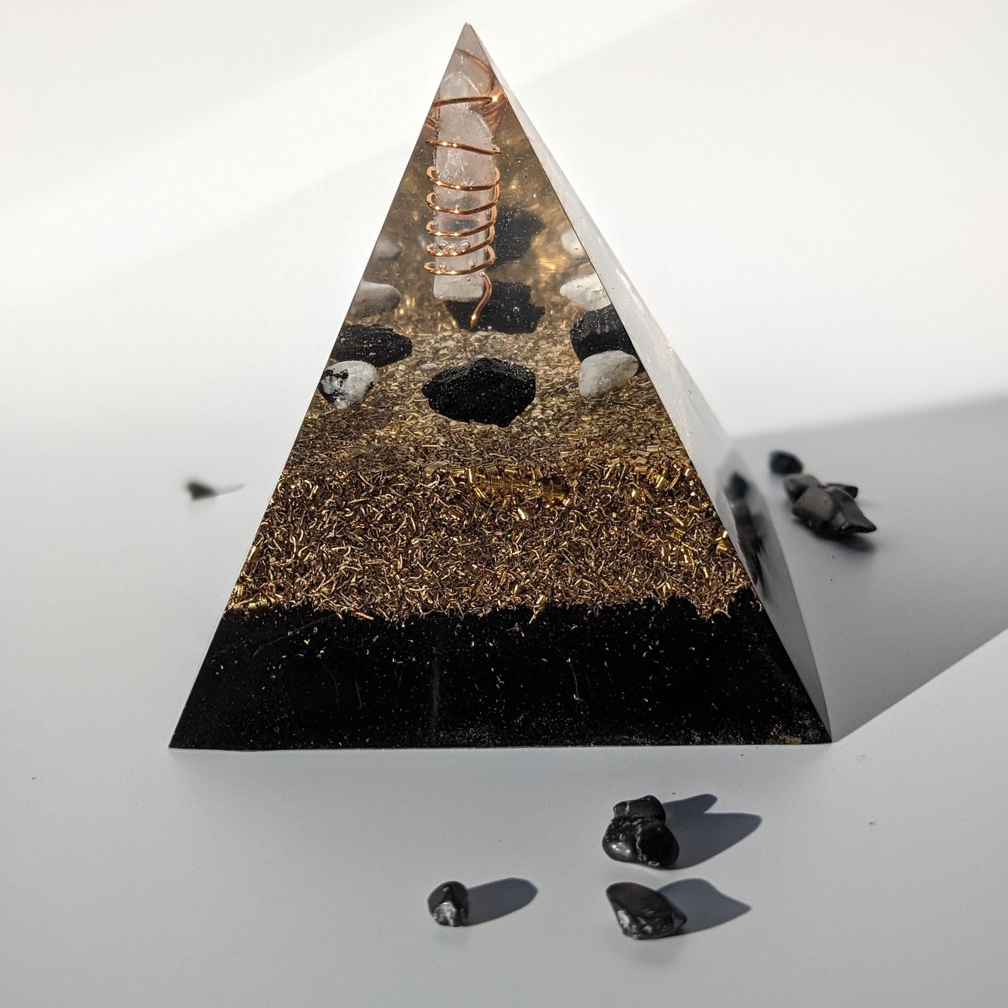 Shungite Pyramid For EMF Protection Orgonite Real Handmade Orgonite Pyramid With Moonstone Pyramid Black Tourmaline For Home Protection 5g
