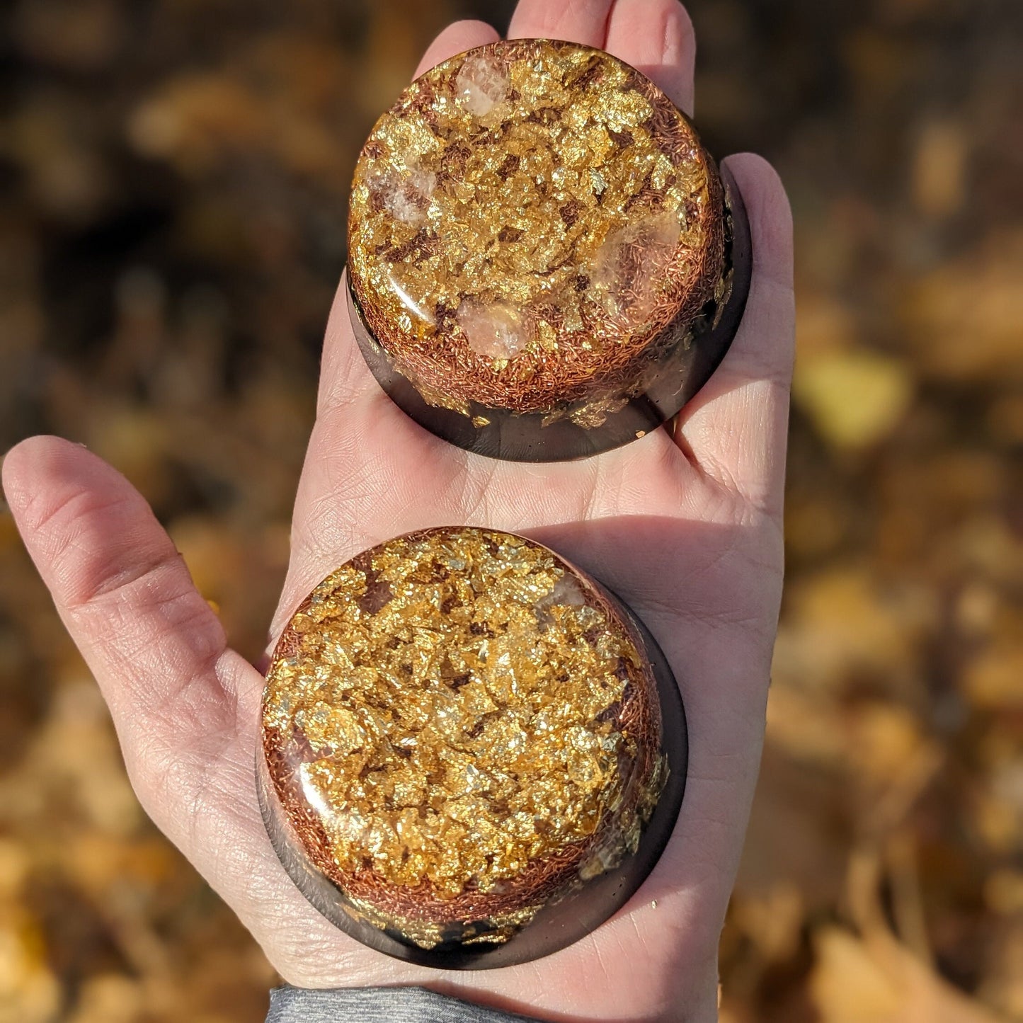 Round Gold Orgonite Tower Buster - Shungite Stone For EMF Protection - Copper And Quartz Orgone Generator - Powerful Energy Protector For 5G