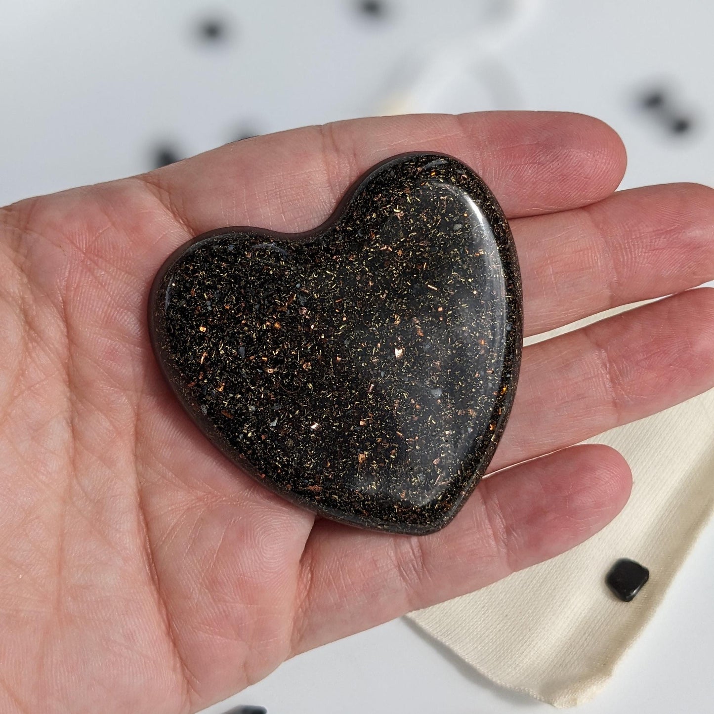 Heart Orgonite Pocket Disc | Resin Crystal Phone Sticker | Handmade Travel Charm Gift | Small Heart Desk or Bag Ornament | EMF Awareness