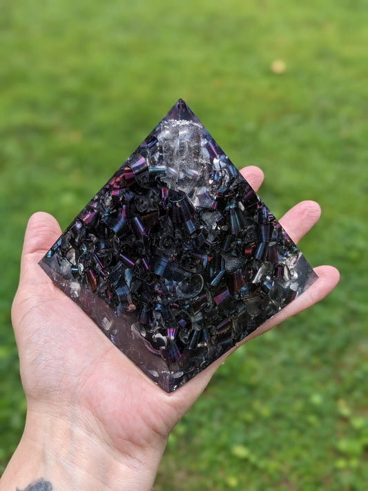 Powerful Orgonite Pyramid Large Orgone Pyramid for Emf Protection Cleansing Gift Metaphysical Healing Pyramid Orgone Energy Generator Orgone