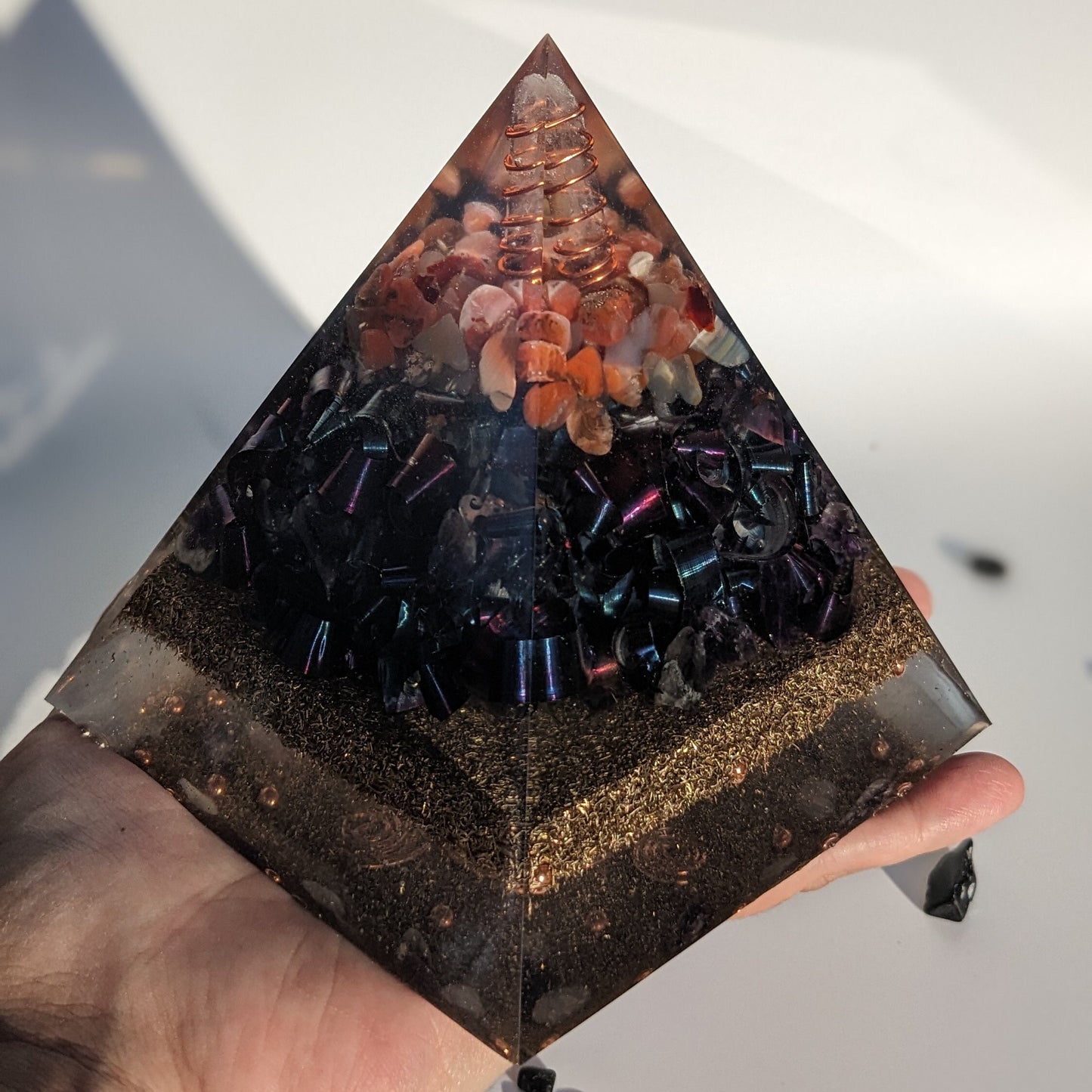 Cleansing Pyramid Energy Amplifying High Vibrational Alignment EMF Protection Orgonite Pyramid Carnelian Passion Crystal For Motivation Gift