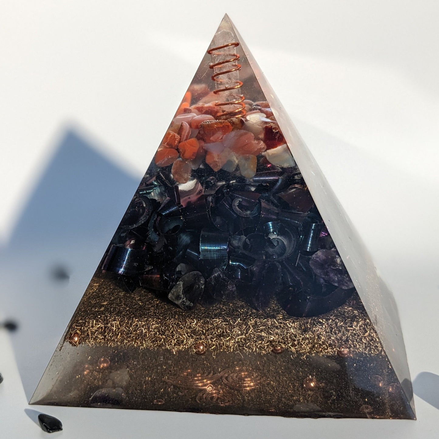 Cleansing Pyramid Energy Amplifying High Vibrational Alignment EMF Protection Orgonite Pyramid Carnelian Passion Crystal For Motivation Gift