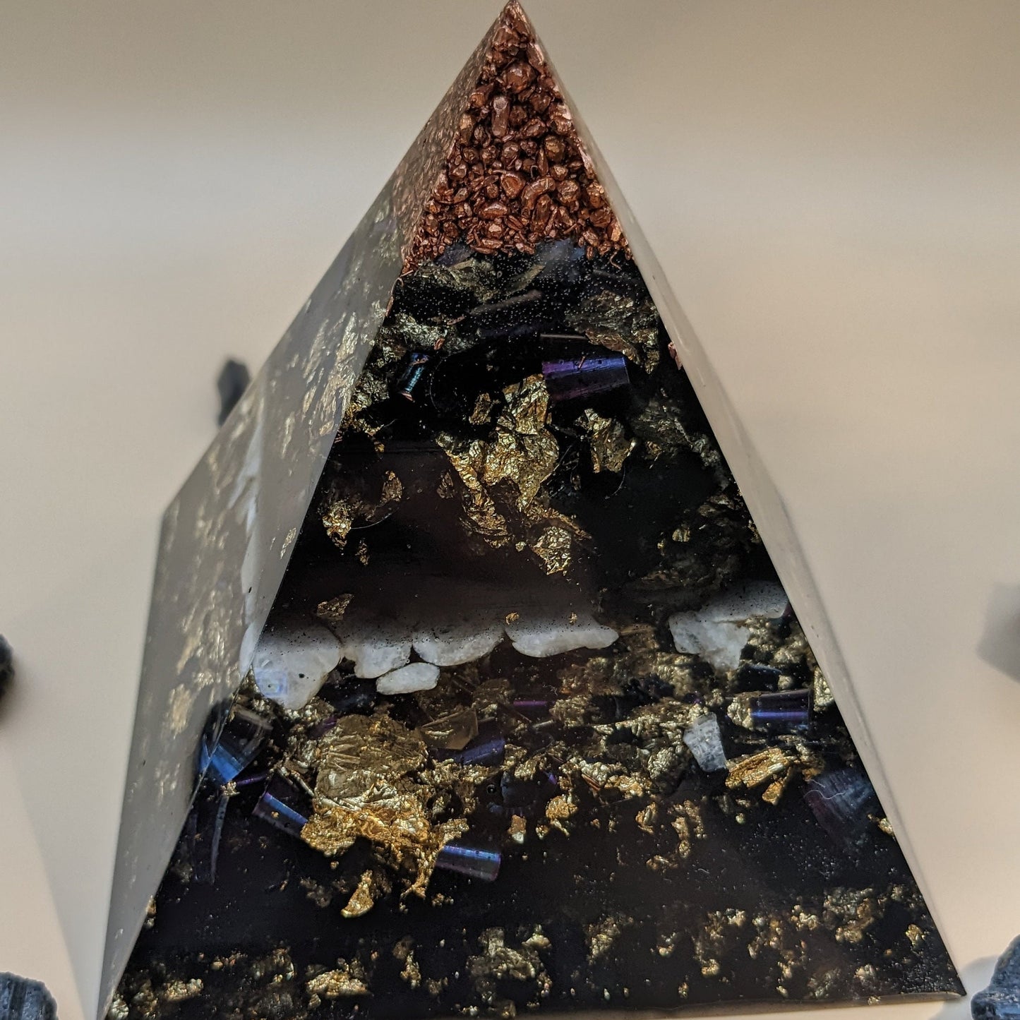 Copper Tip Orgonite Pyramid - Powerful Orgone Energy - Strong EMF Protection Stone - Gift For Office Or Home - Negative Energy Cleanse Tool