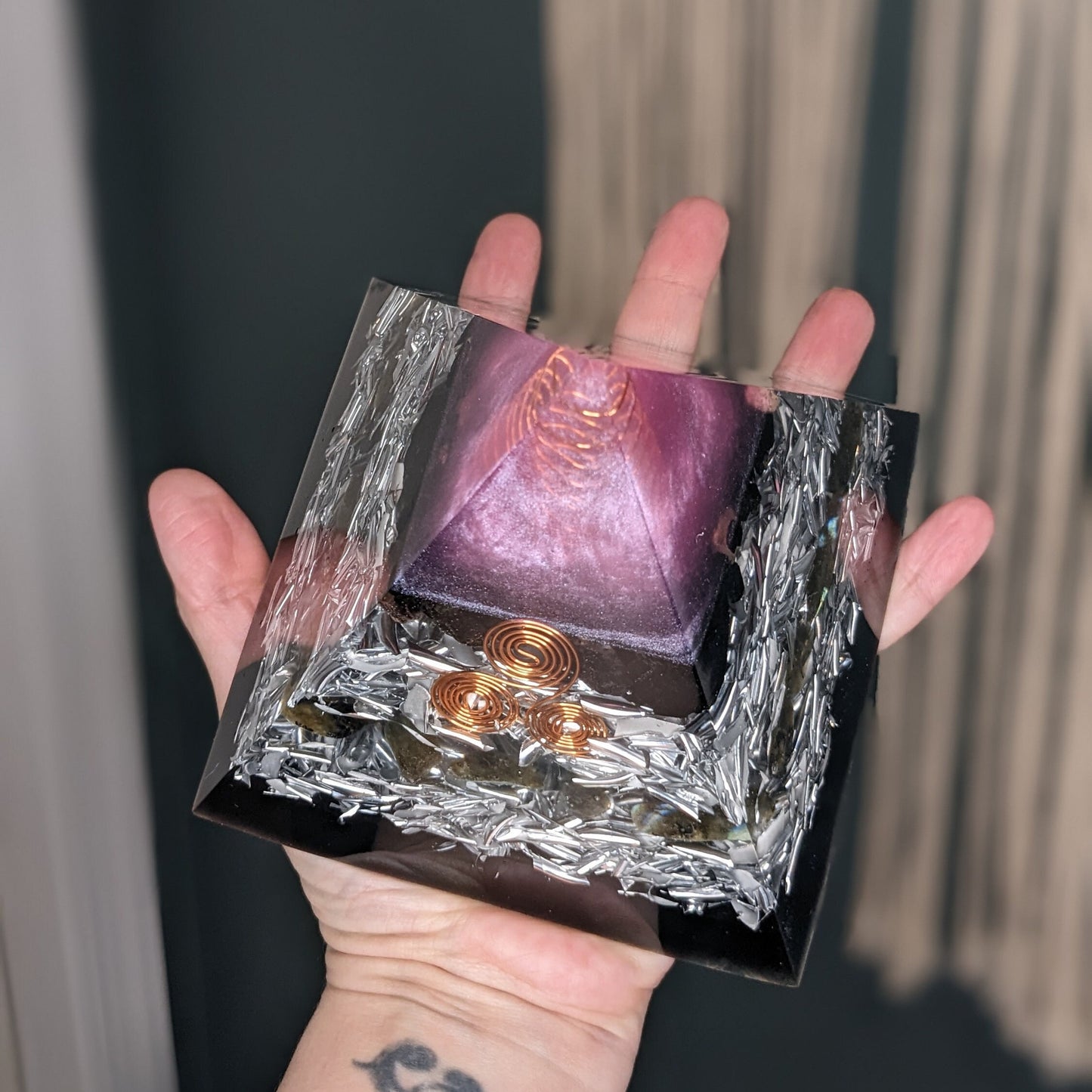 Creativity Crystal Pyramid Energy Cleanse Gift For New Home Crystal Healing Pyramid For Grounding Energy Orgone Pyramid Real Orgonite EMF