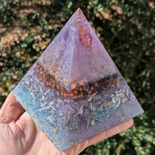 Handmade Orgonite Pyramid with Amethyst & Gold Flakes | Modern Resin Desk Decor | EMF Awareness Gift for Home or Office
